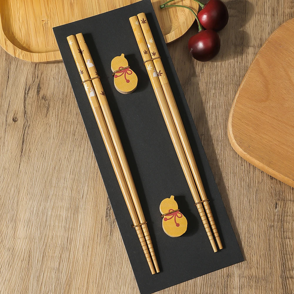 Eco-Friendly Wooden Chopsticks Set – Handmade Non-Slip Tableware (2 Pairs)
