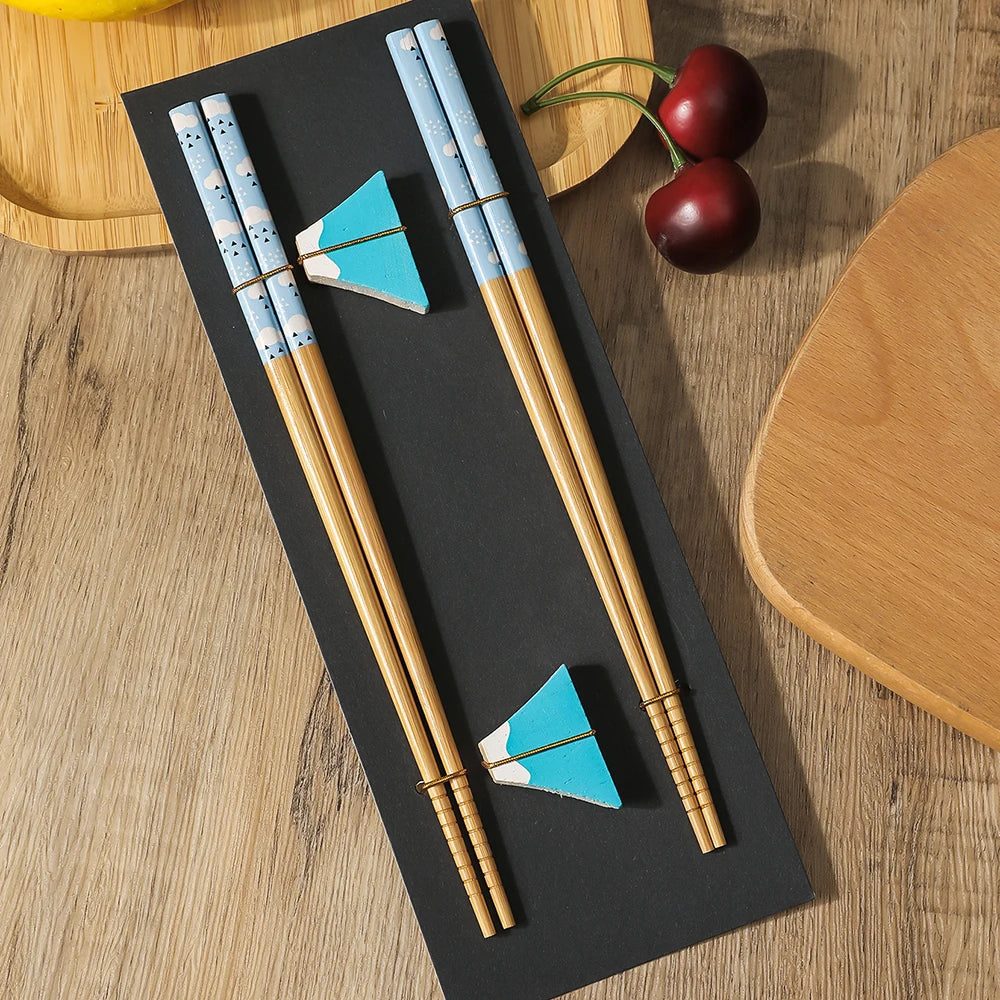 Eco-Friendly Wooden Chopsticks Set – Handmade Non-Slip Tableware (2 Pairs)